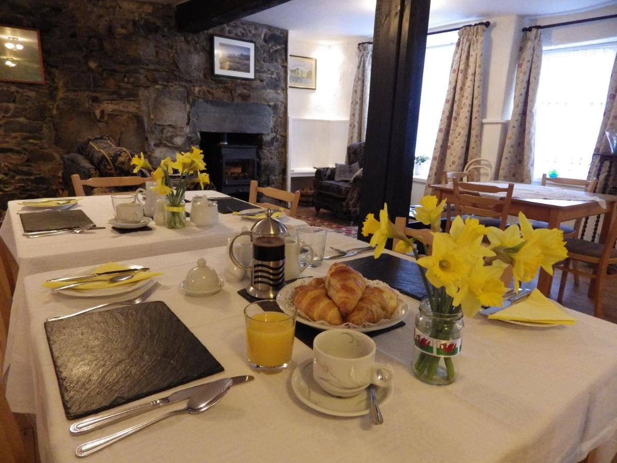 Aber Cottage B&B 돌겔라우 외부 사진